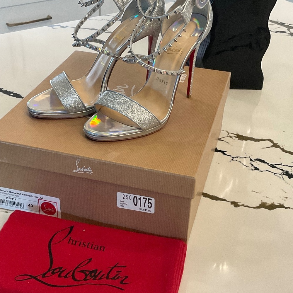 Christian Louboutin Choca Lux sandals, metallic leather, 40 (10)